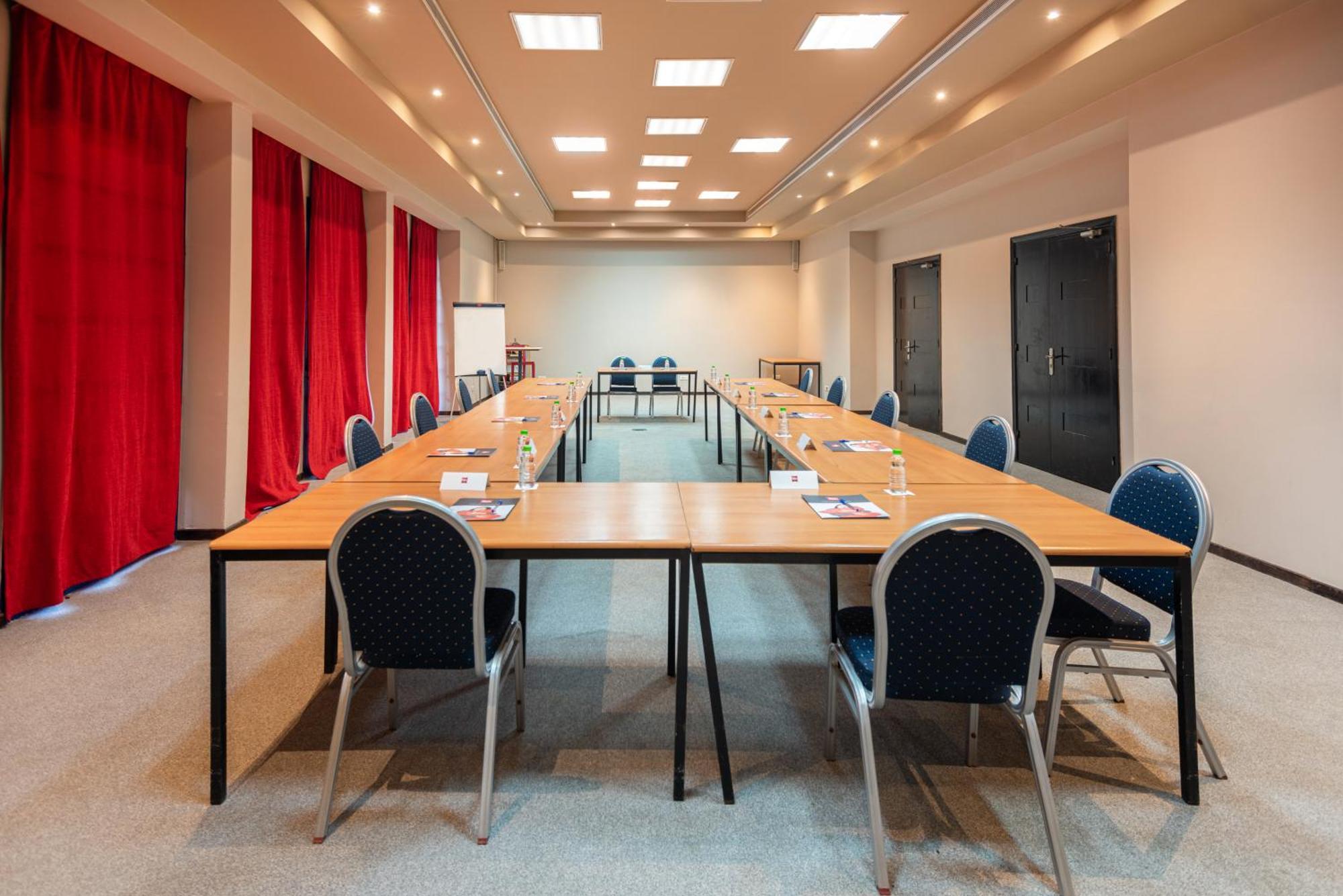 Hotel Ibis Al-Dżadida Zewnętrze zdjęcie